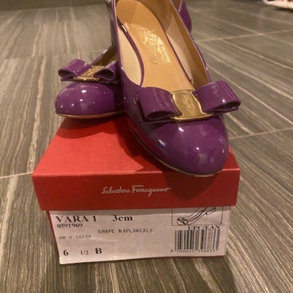 Authentic salvatore ferragamo - Picture 3 of 10